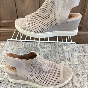 Sofft Taupe Perforated Wedge Shoes